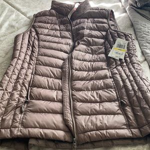 Brand new never worn light weight down vest with tags
